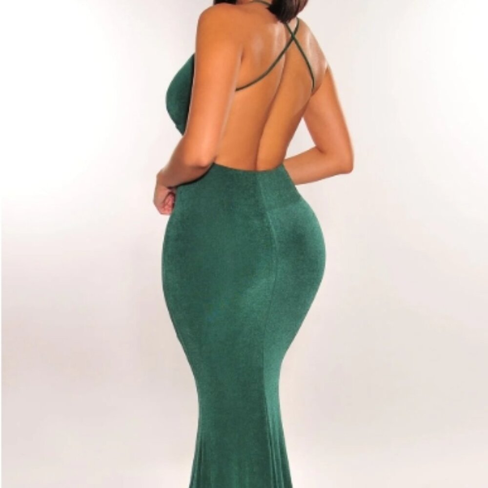 Emerald Shimmery Spaghetti Strap V Neck Crisscross Back Mermaid Gown